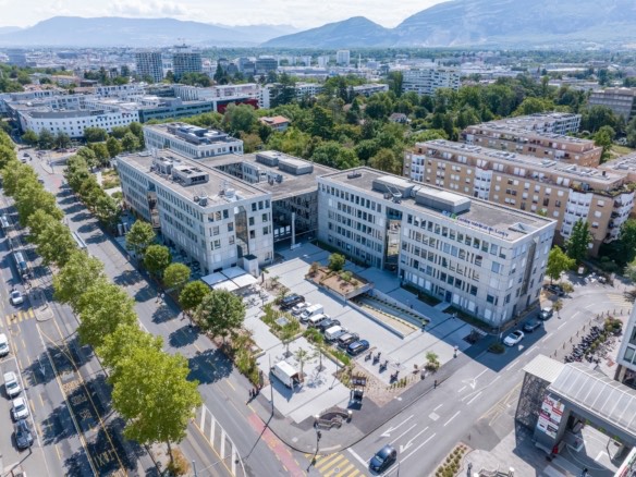 Immeuble Octagon, bureaux privatifs aux portes de Genève