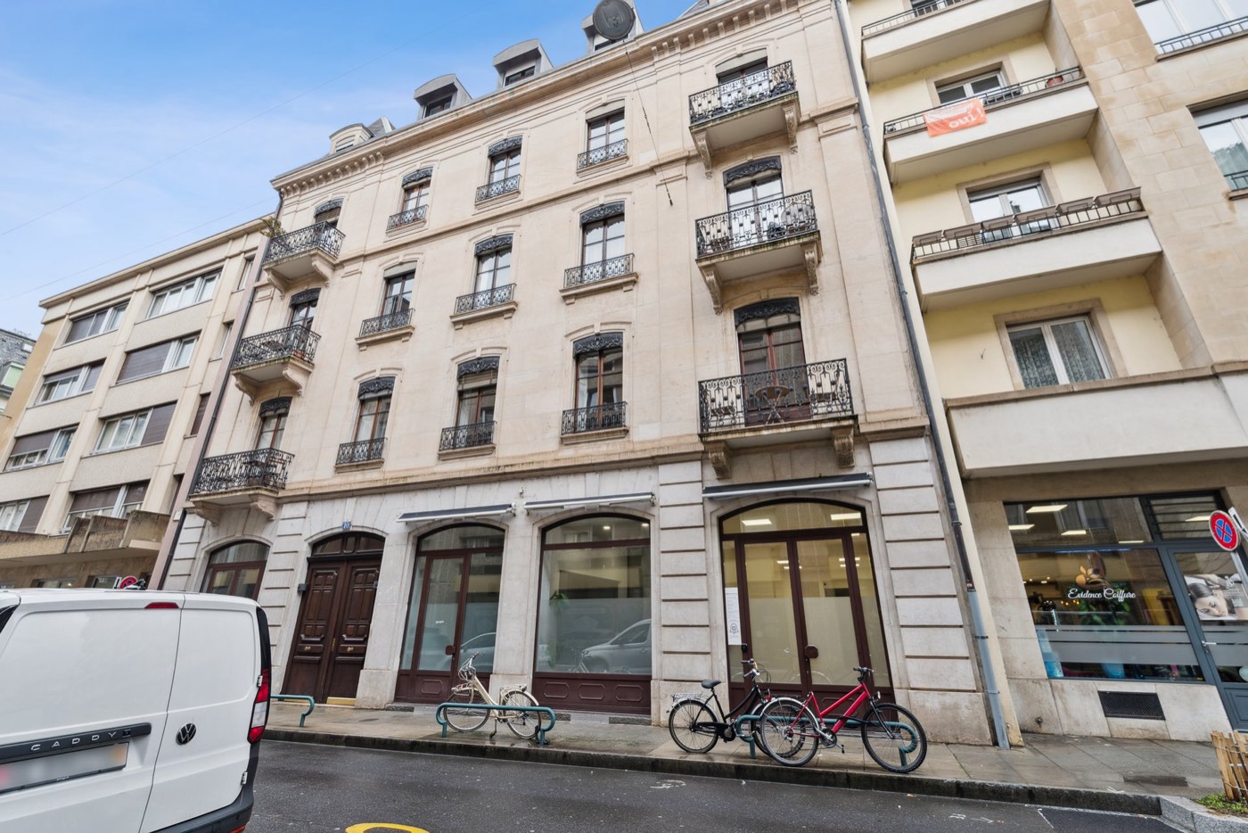 Bureaux privatifs YNEO Alfred-Vincent 10 — vue 1